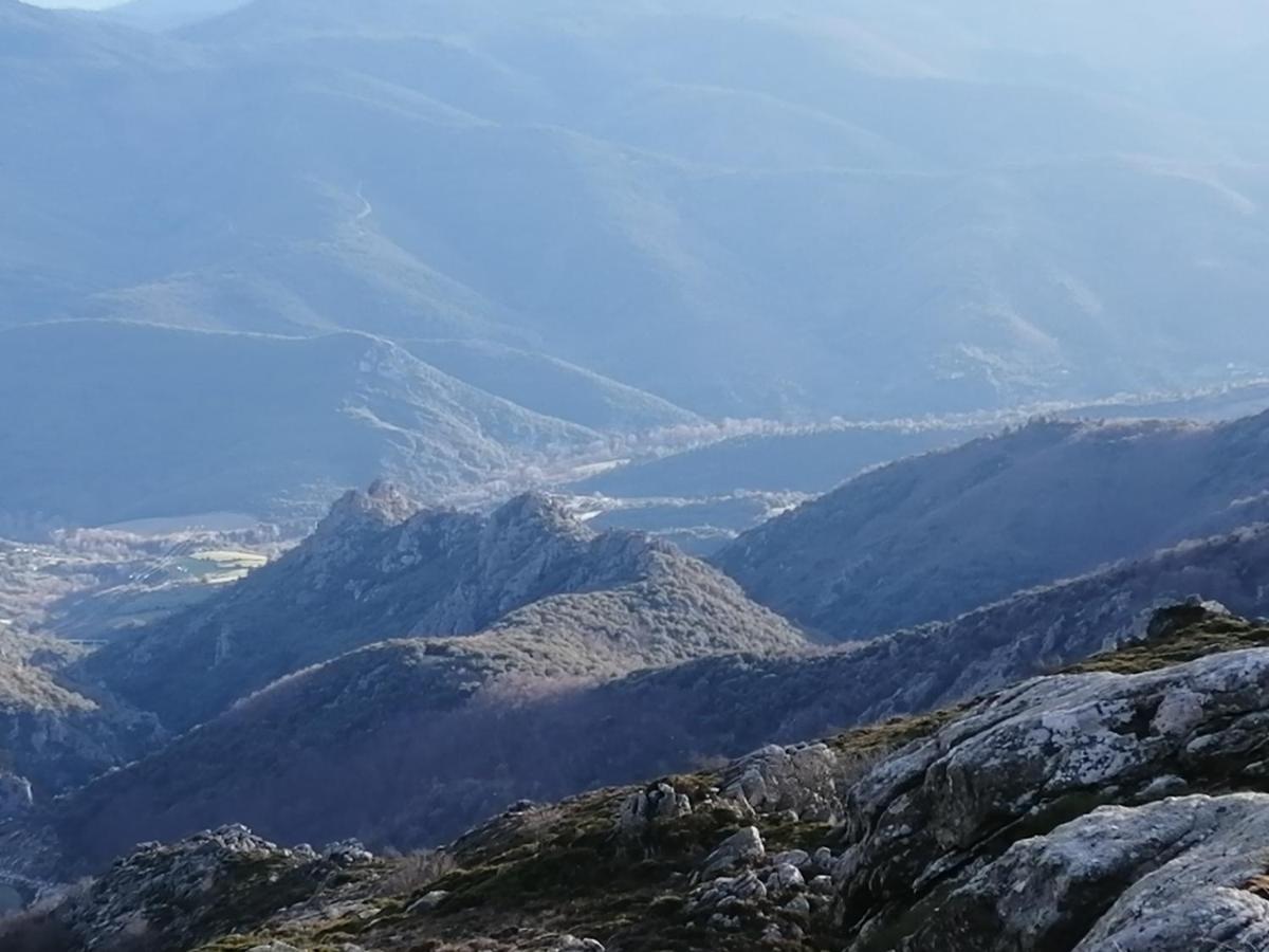 Le Gite De L'Adrech Lacaune Buitenkant foto